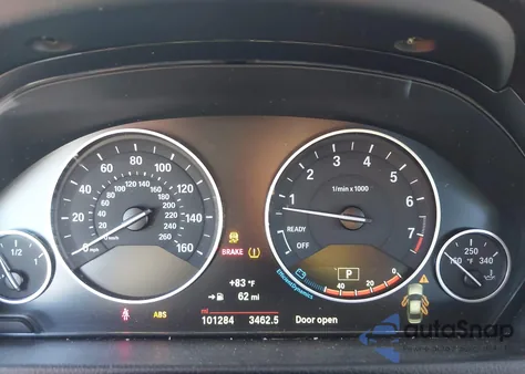 2016 BMW 320I z USA, uszkodzony, nr VIN WBA8E1G59GNU11418